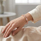🔥 KOOP 1, KRIJG 1 GRATIS 💎 Dames Magnetische Armband – Elegant Design met Sprankelende Kristallen ✨
