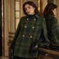🔥 Nieuw & Trendy ✨ Dames Vintage Geruite Capejas – Klassieke Ruitprint & Elegante Losse Pasvorm 🤎